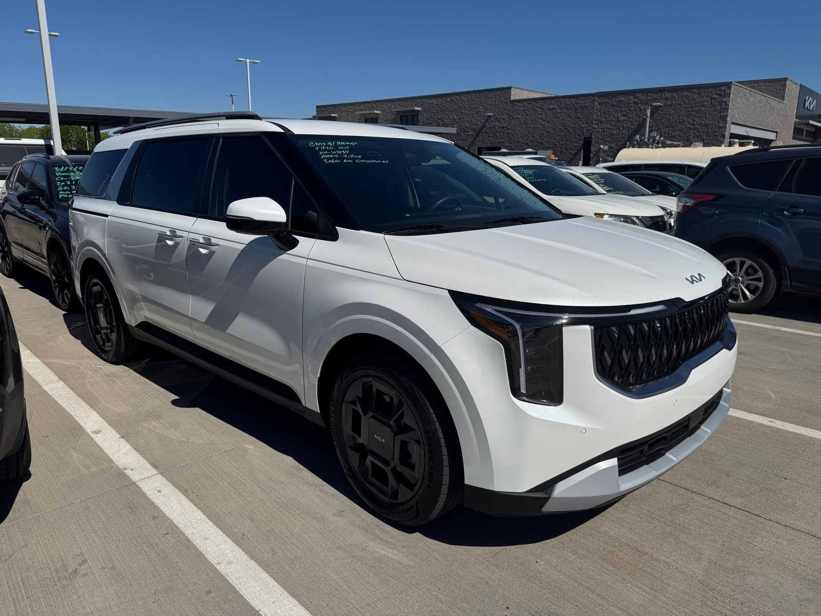 Certified 2026 Kia Carnival EX image 5