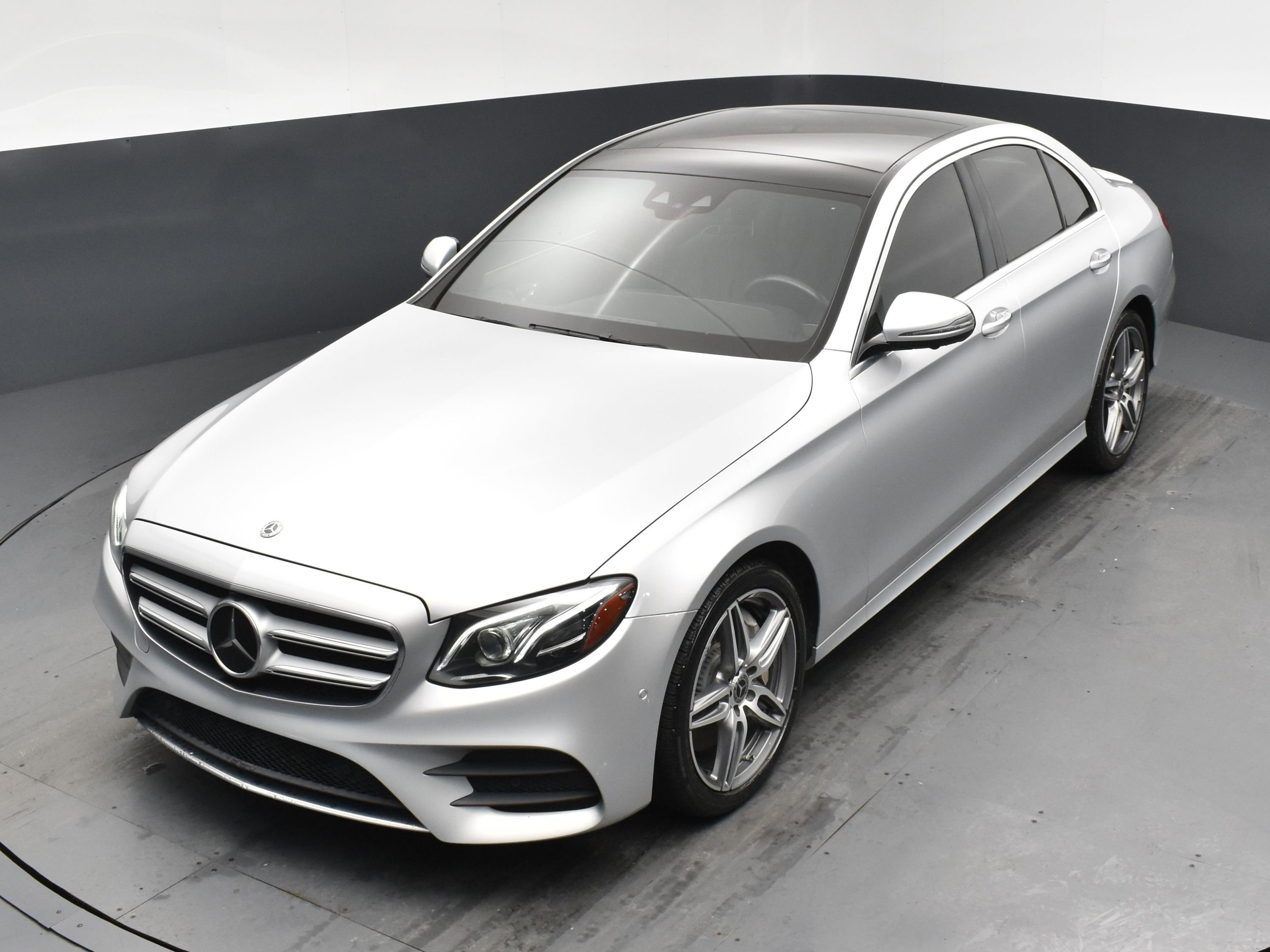 Used 2019 Mercedes-Benz E 450 4MATIC Sedan w/ Driver Assistance Package image 19