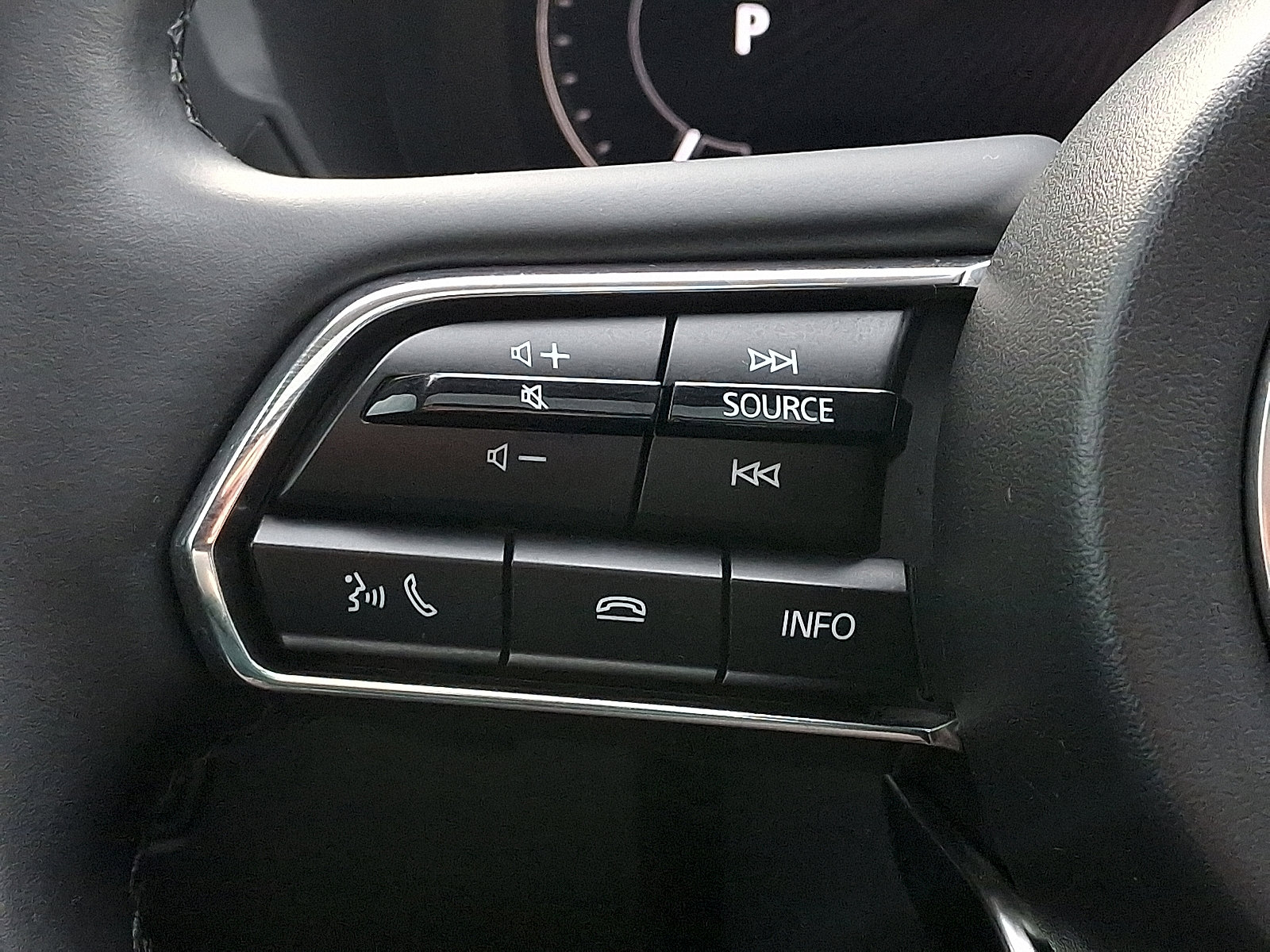 Certified 2024 MAZDA CX-90 Plug-In Hybrid w/ Premium Pkg image 25