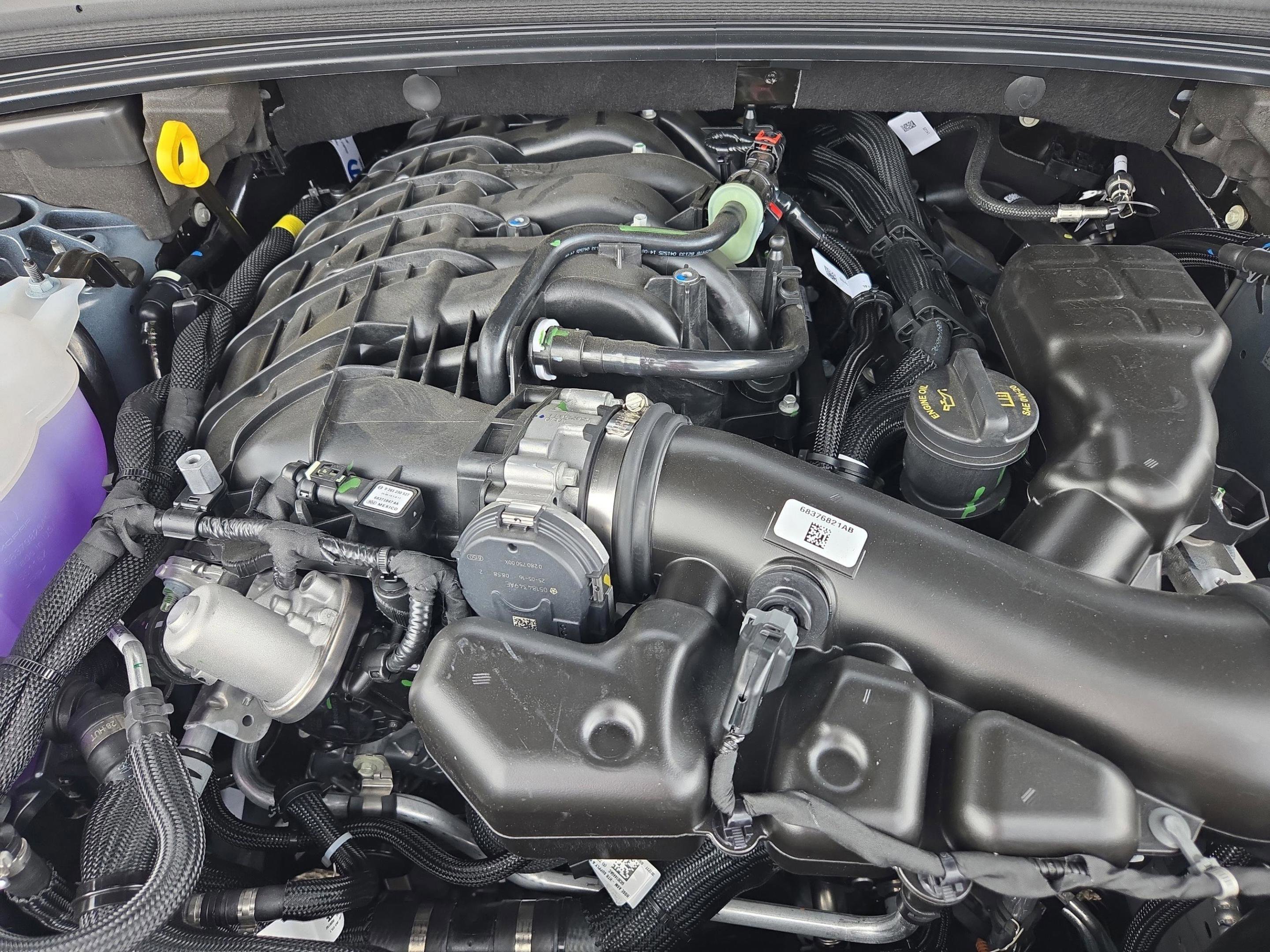 New 2025 Jeep Grand Cherokee L Altitude image 10