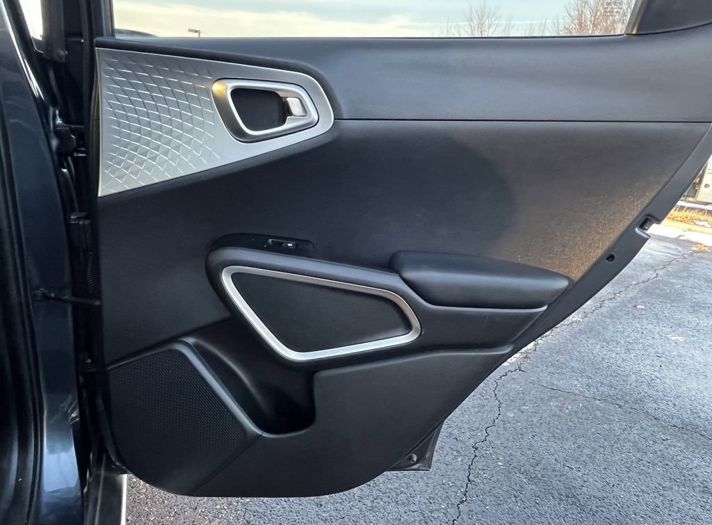Used 2020 Kia Soul X-Line image 19