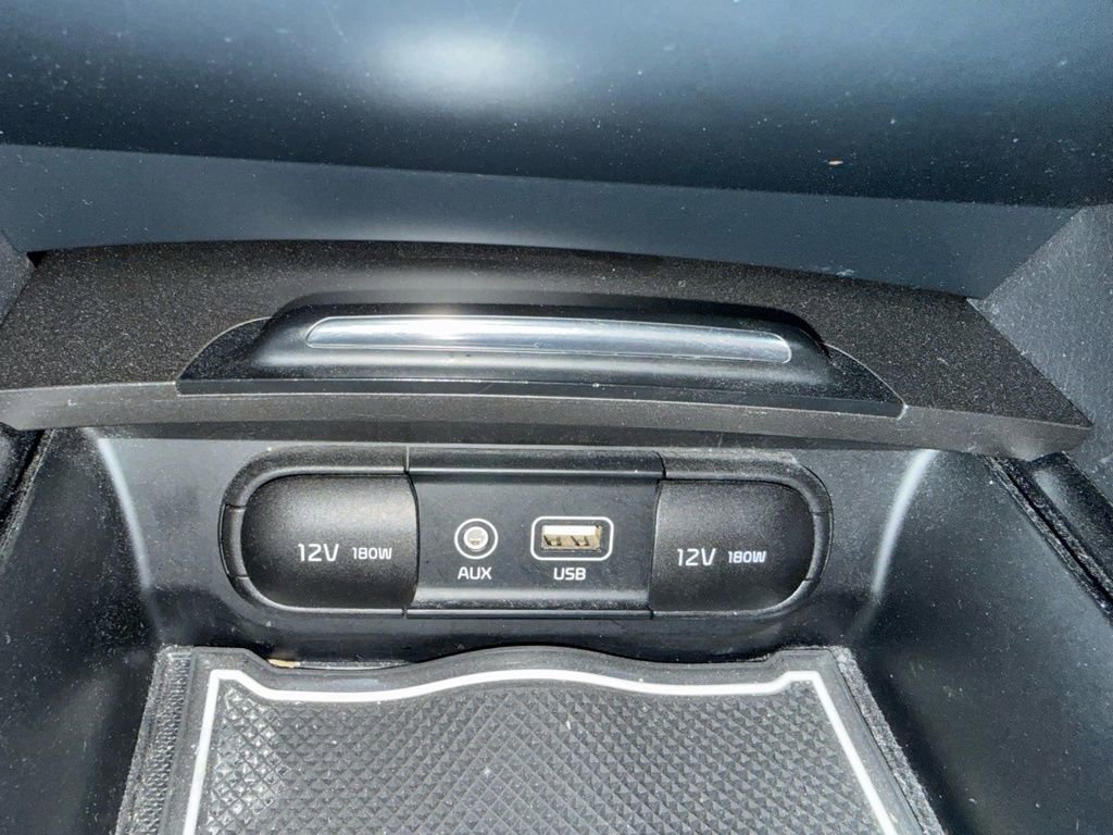 Used 2016 Kia Optima LX image 25