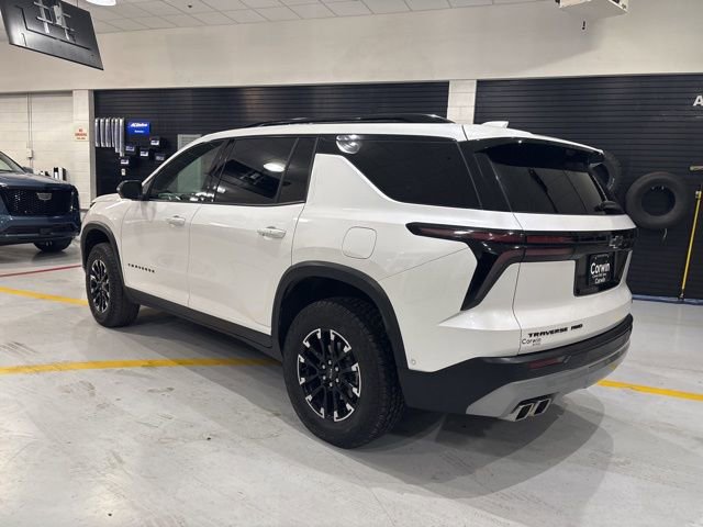 Used 2024 Chevrolet Traverse Z71 w/ Enhanced Driving Package image 4