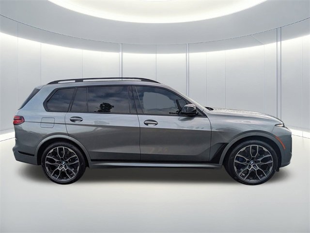 Used 2025 BMW X7 M60i image 5