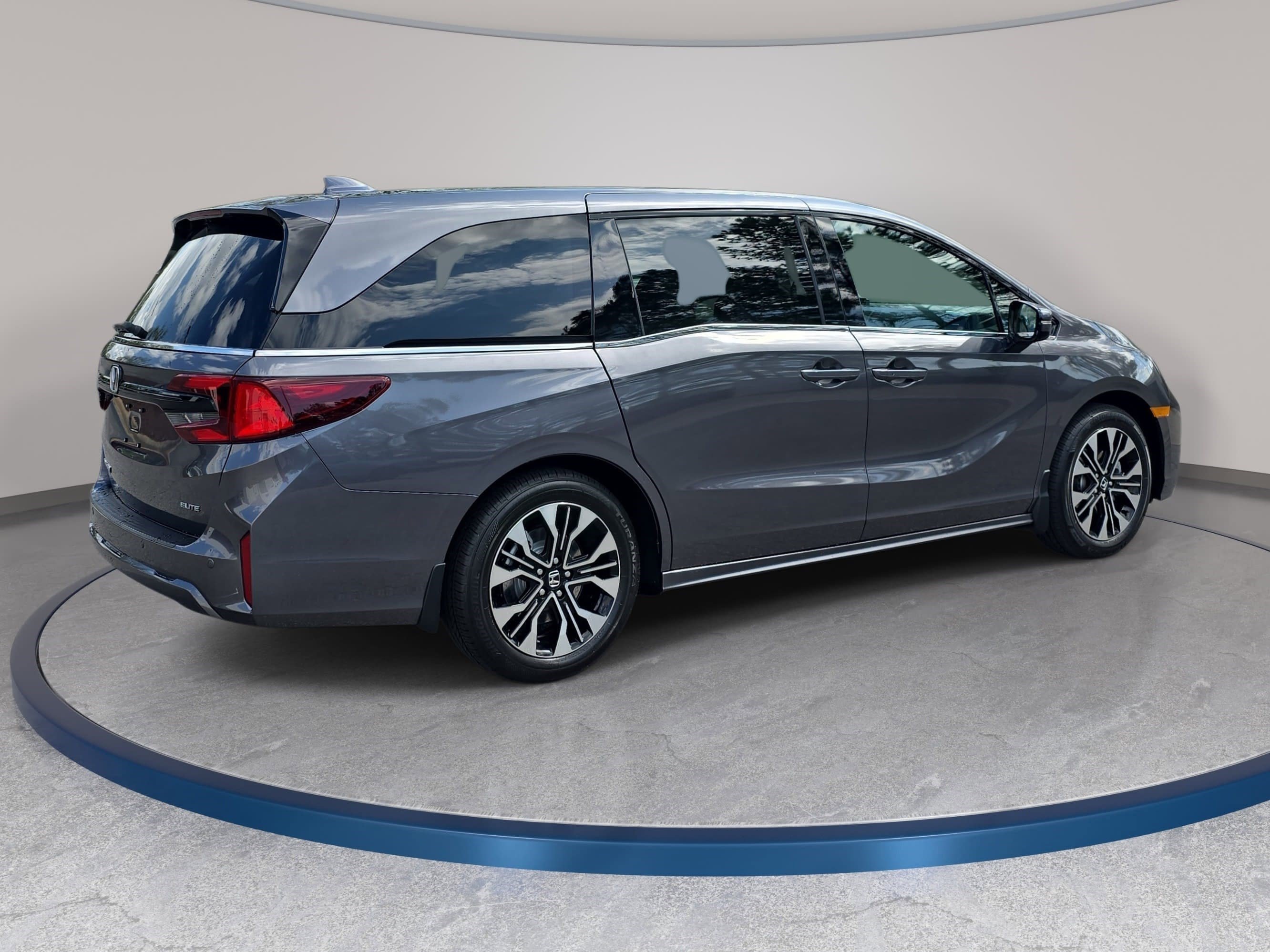 New 2026 Honda Odyssey Elite image 5