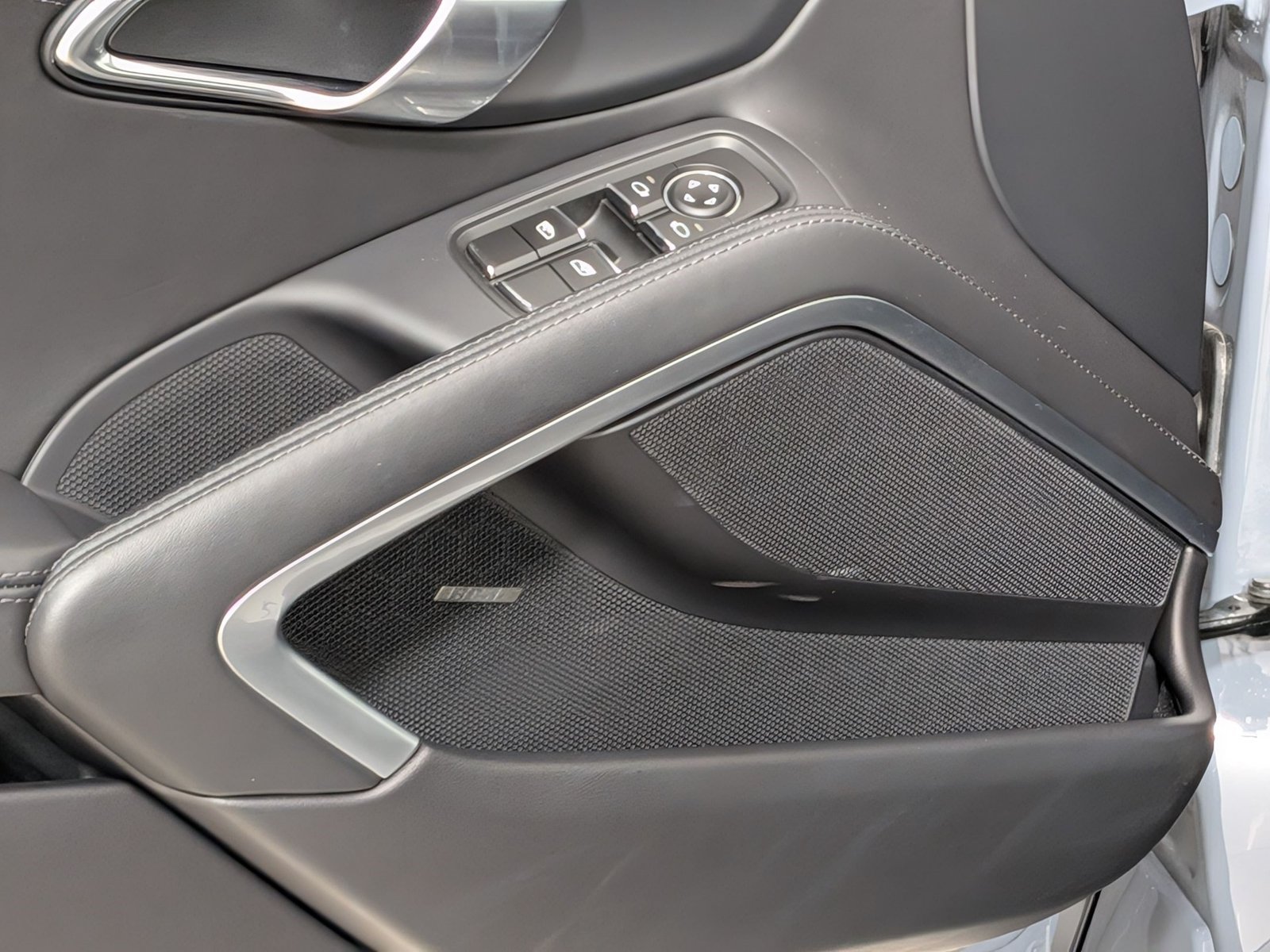 Certified 2024 Porsche 718 Cayman S RWD image 13