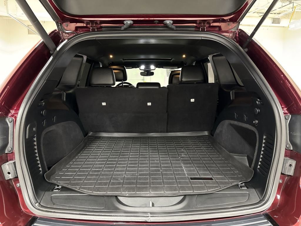 Used 2018 Jeep Grand Cherokee Altitude image 25