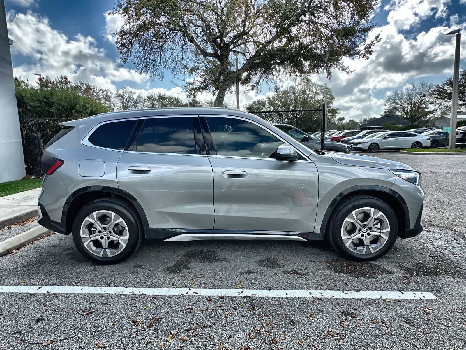 Used 2025 BMW X1 xDrive28i w/ Technology Package AWD/4WD image 10