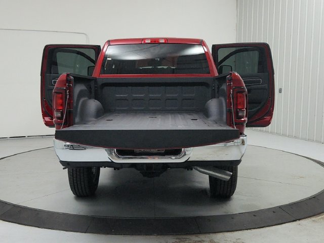 New 2026 RAM 2500 Big Horn AWD/4WD image 15