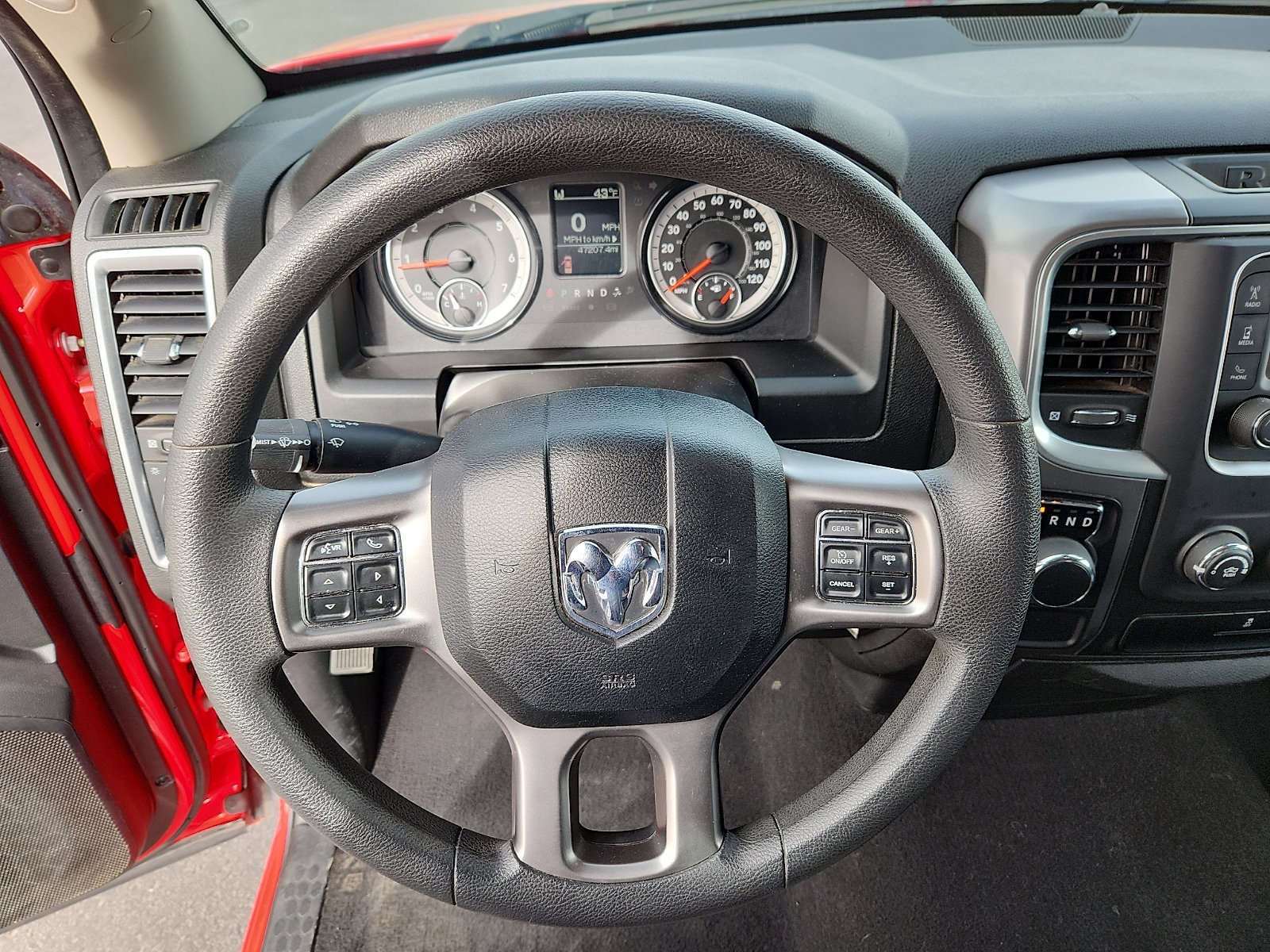 Used 2024 RAM 1500 Classic SLT image 16