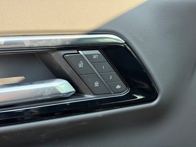 New 2025 Chevrolet Tahoe Premier image 9