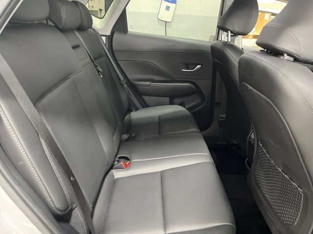 Used 2024 Hyundai Kona Limited AWD/4WD image 38