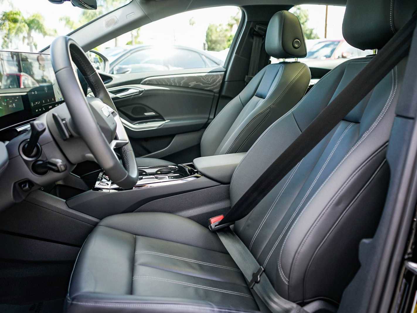 Certified 2025 Audi A6 e-tron Premium Plus w/ Premium Plus image 17