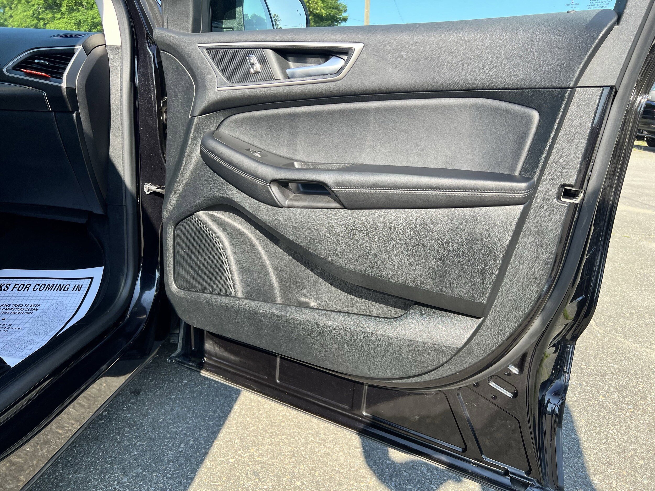 Used 2022 Ford Edge SEL w/ Convenience Package image 13