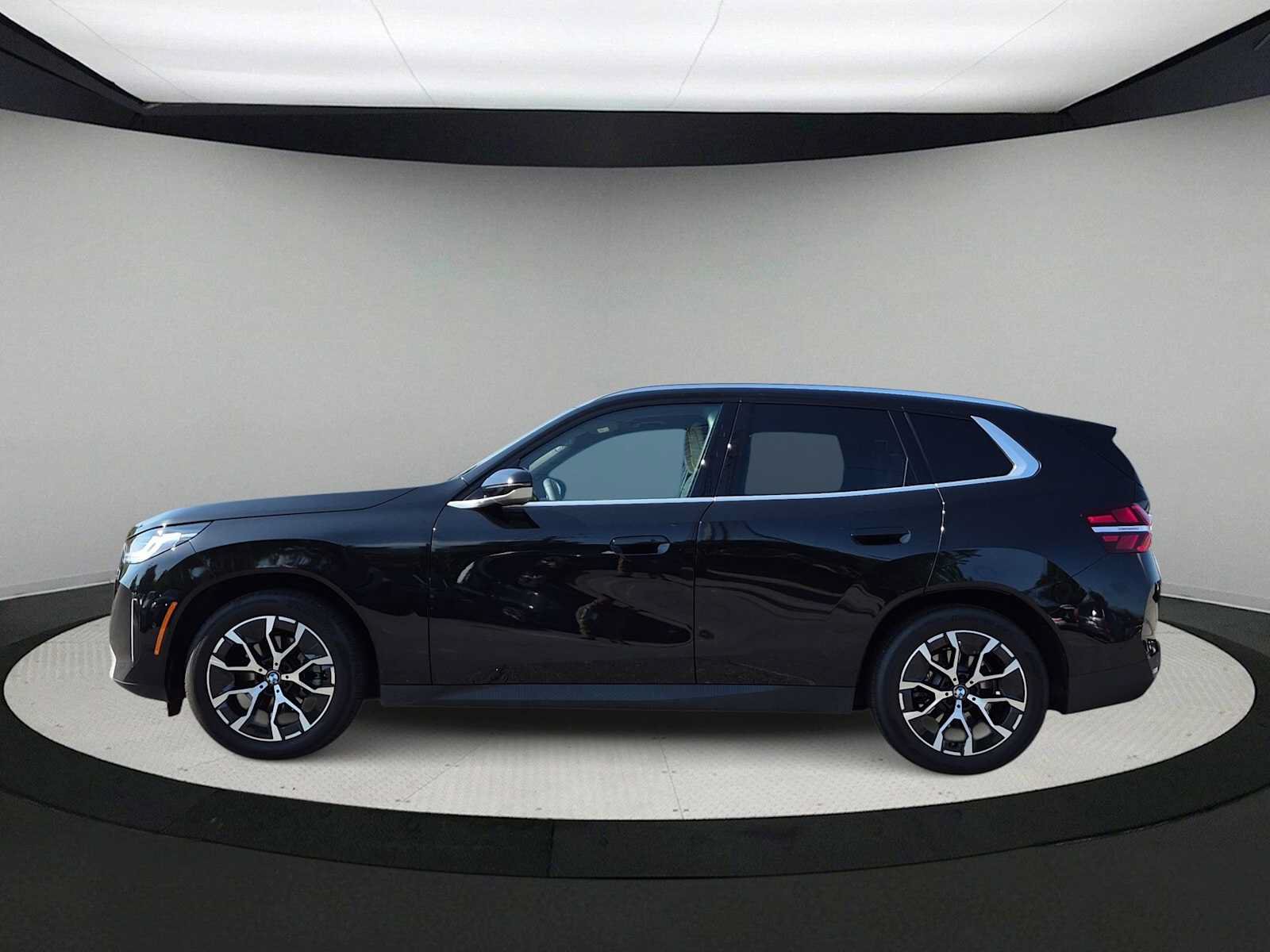 Used 2026 BMW X3 xDrive30i w/ Convenience Package AWD/4WD image 5