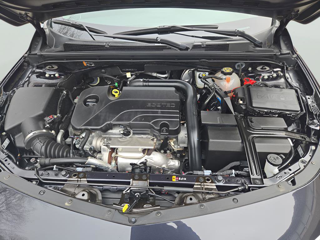 Used 2022 Chevrolet Malibu LT image 16