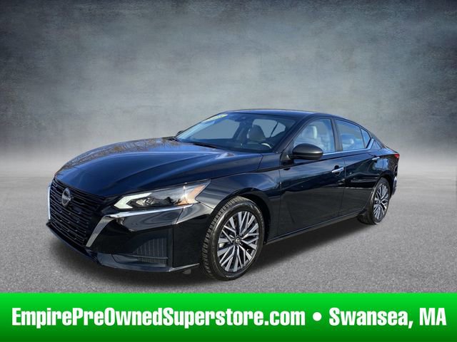 Used 2025 Nissan Altima 2.5 SV image 1