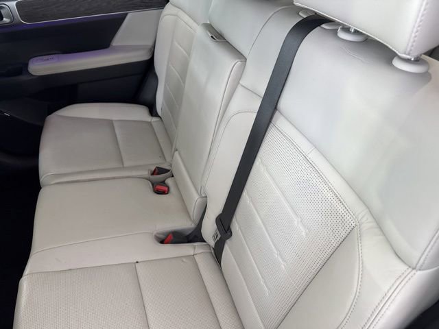 Used 2024 Hyundai Santa Fe Limited AWD/4WD image 28