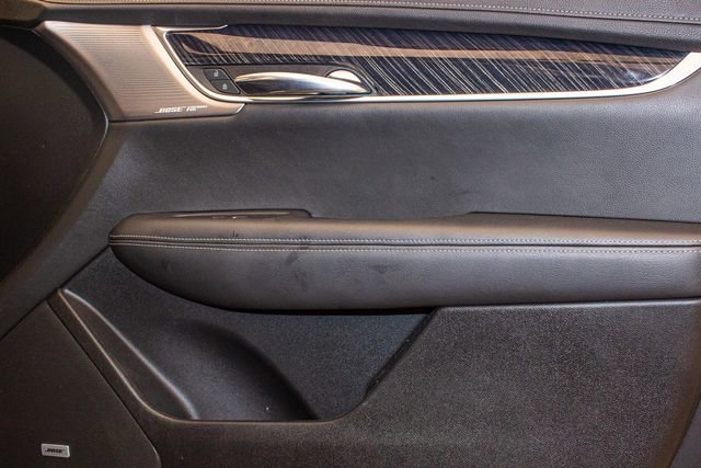 Used 2020 Cadillac XT6 Premium Luxury image 11