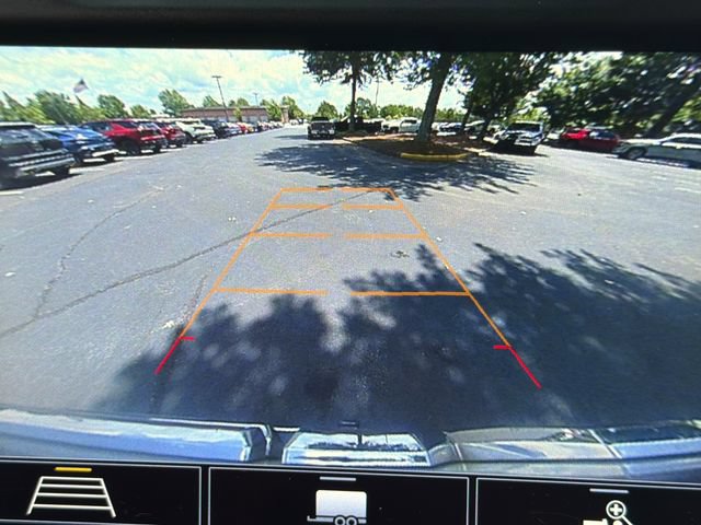 Used 2020 GMC Sierra 1500 SLT AWD/4WD image 29