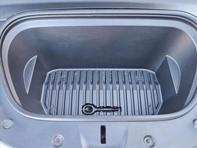 Used 2024 Tesla Model Y Long Range image 22