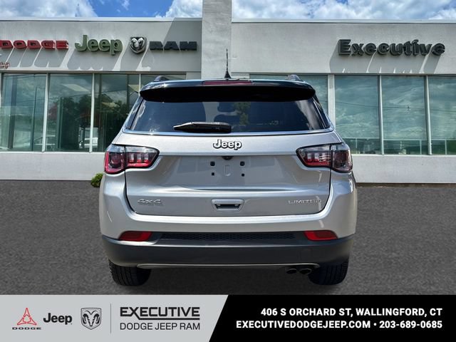 Used 2022 Jeep Compass Limited w/ Sun and Sound Group AWD/4WD image 3