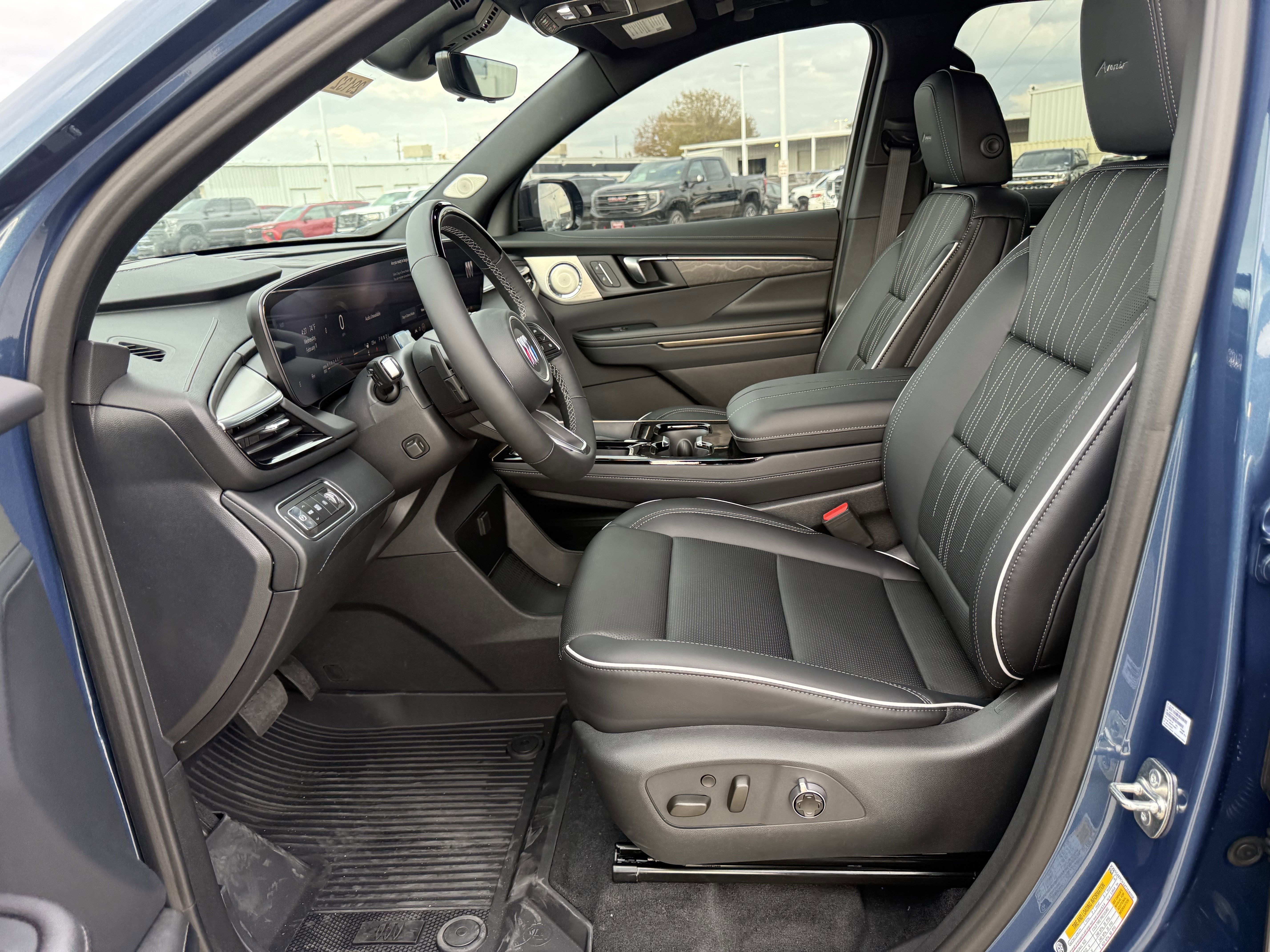New 2026 Buick Enclave Avenir w/ Super Cruise Package FWD image 22