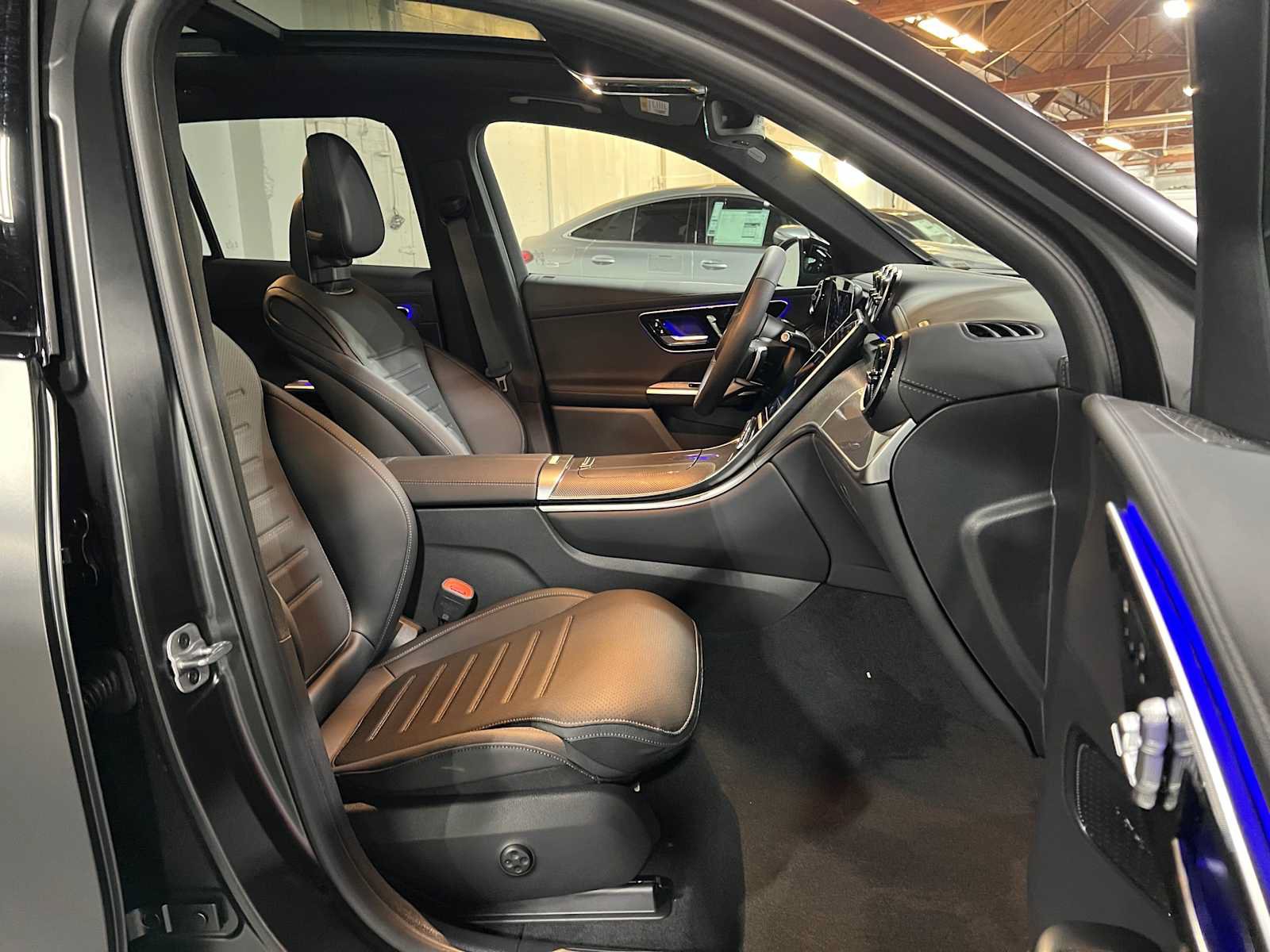 New 2026 Mercedes-Benz GLC 300 4MATIC image 11