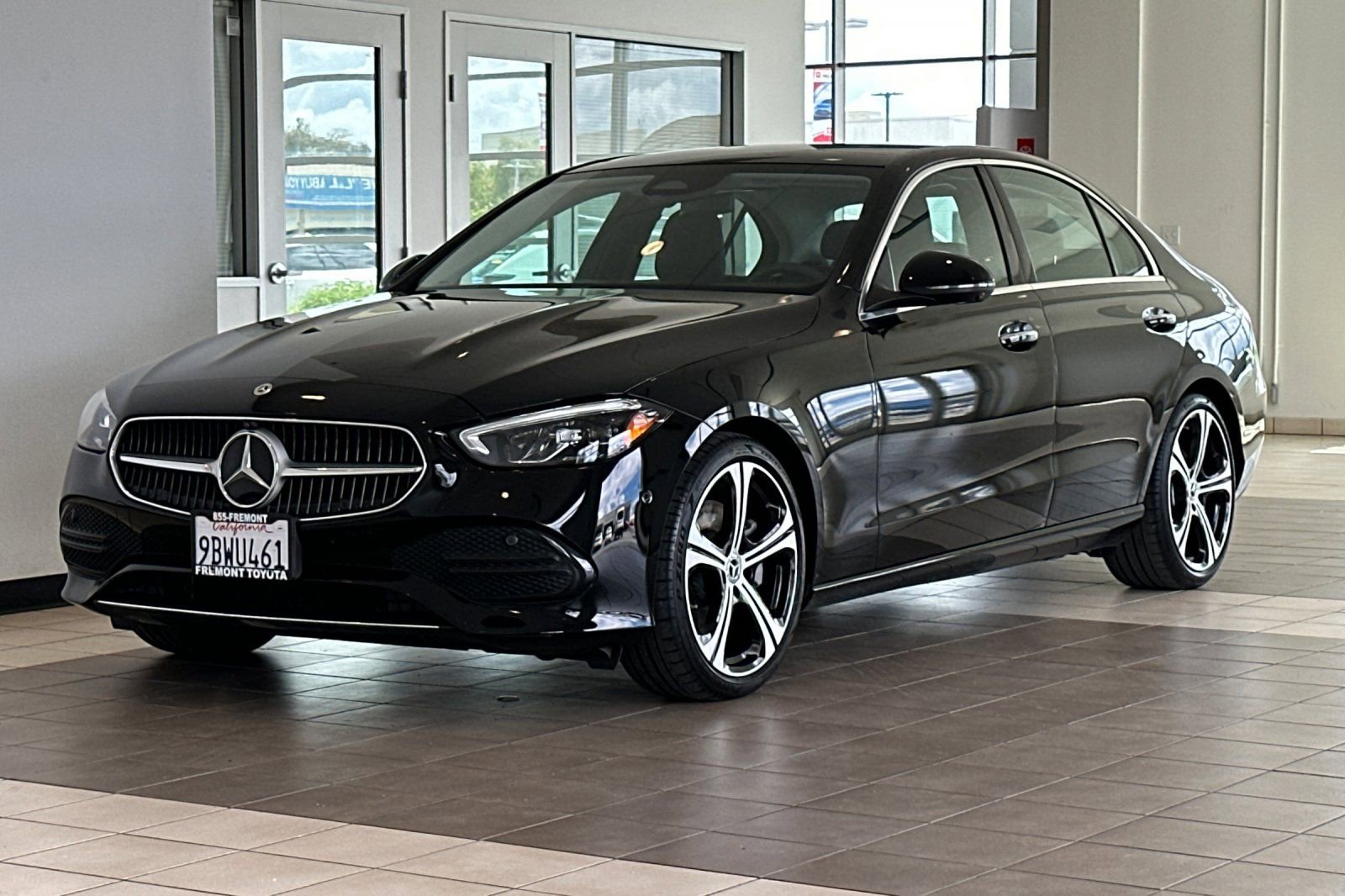 Used 2022 Mercedes-Benz C 300 Sedan image 8