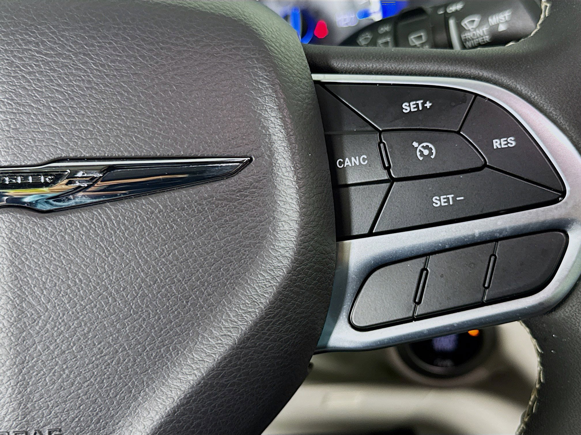 Used 2024 Chrysler Voyager LX image 14