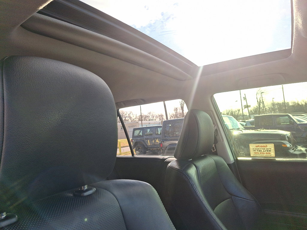 Used 2020 Toyota 4Runner 4WD image 13