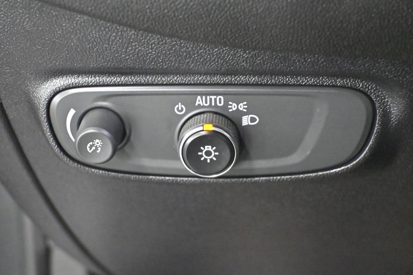 Used 2019 Chevrolet Equinox LT image 15