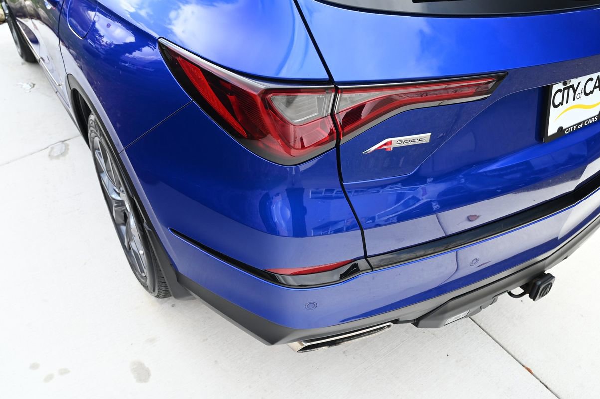 Used 2023 Acura MDX A-Spec image 13