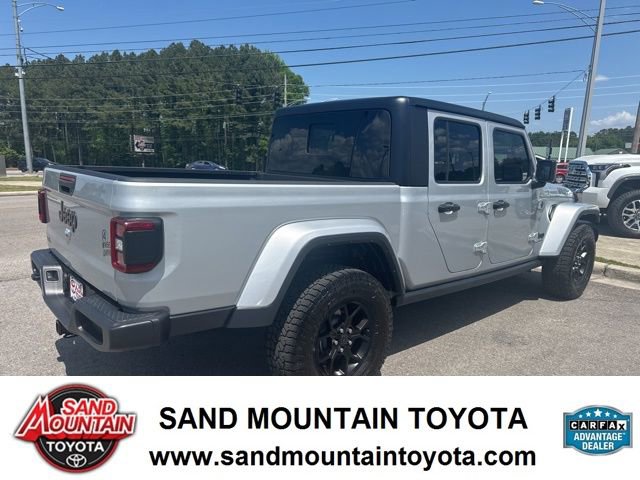 Used 2024 Jeep Gladiator Sport AWD/4WD image 3