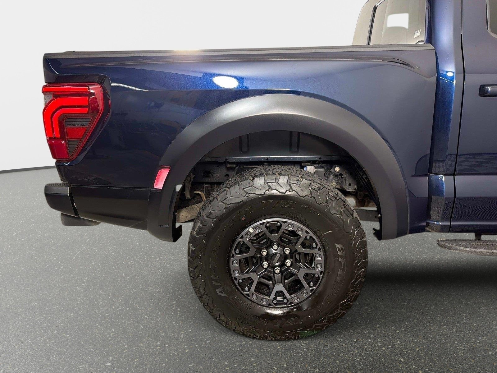 Used 2024 Ford F150 Raptor w/ Equipment Group 803A Raptor R AWD/4WD image 20