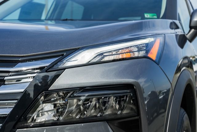 New 2026 Nissan Rogue SV image 14