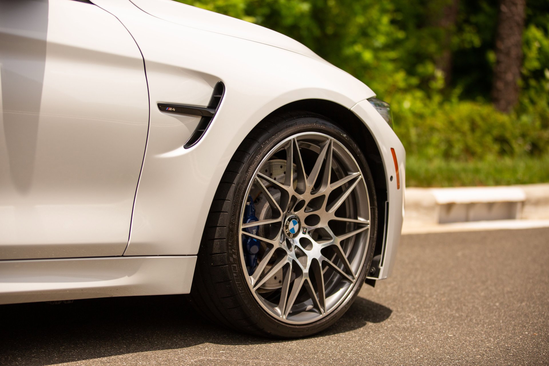 Used 2017 BMW M4 Convertible w/ Competition Package RWD image 3
