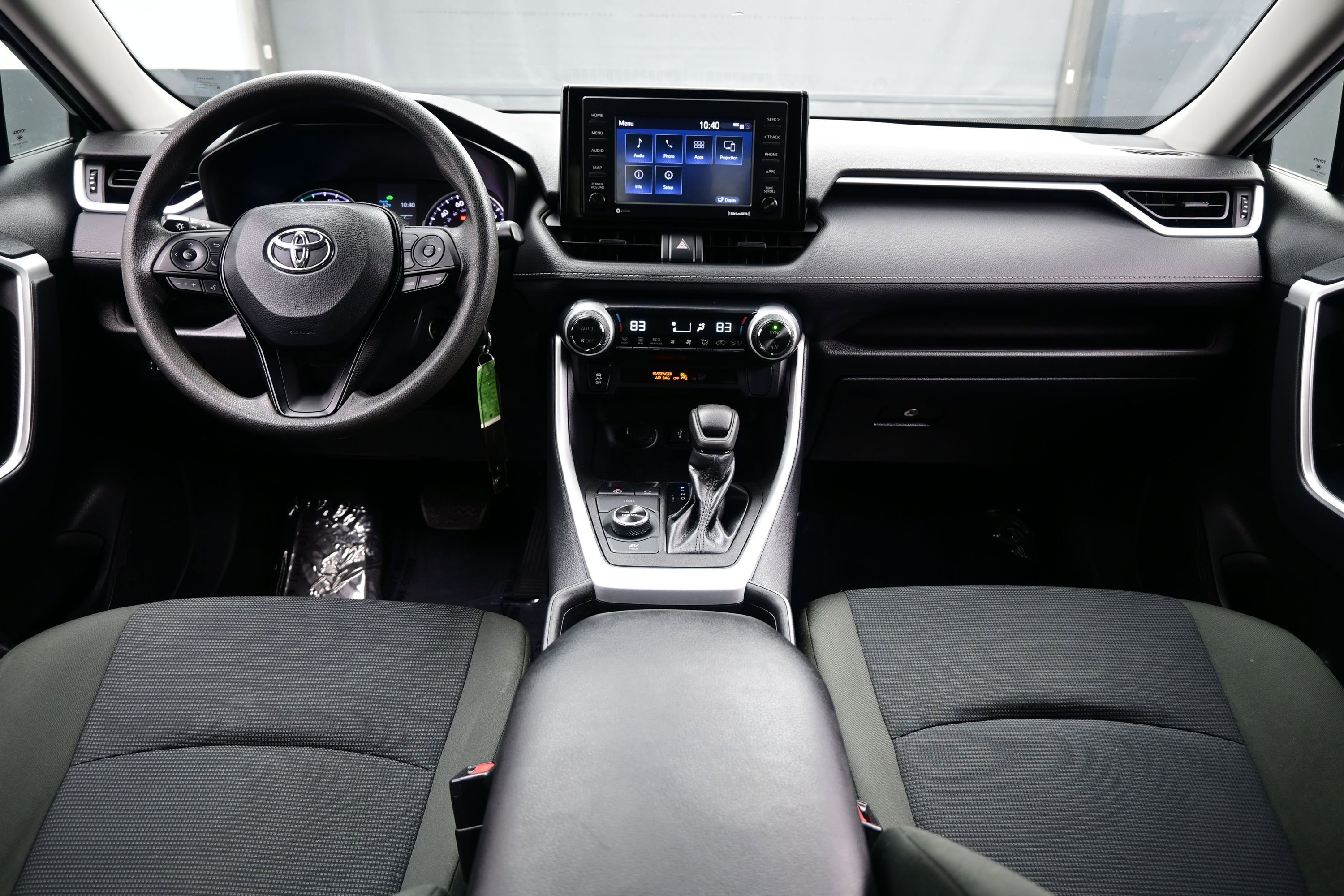 Used 2022 Toyota RAV4 LE AWD/4WD image 16