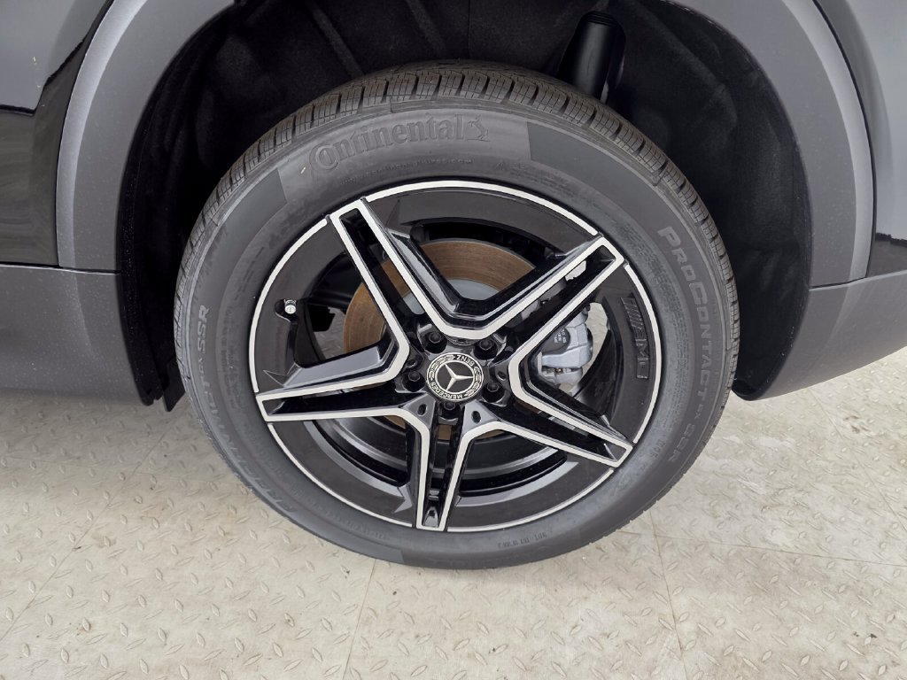 New 2026 Mercedes-Benz GLB 250 image 12