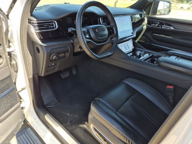 Used 2024 Jeep Grand Wagoneer L Series II w/ Quick Order Packagew 28T AWD/4WD image 22