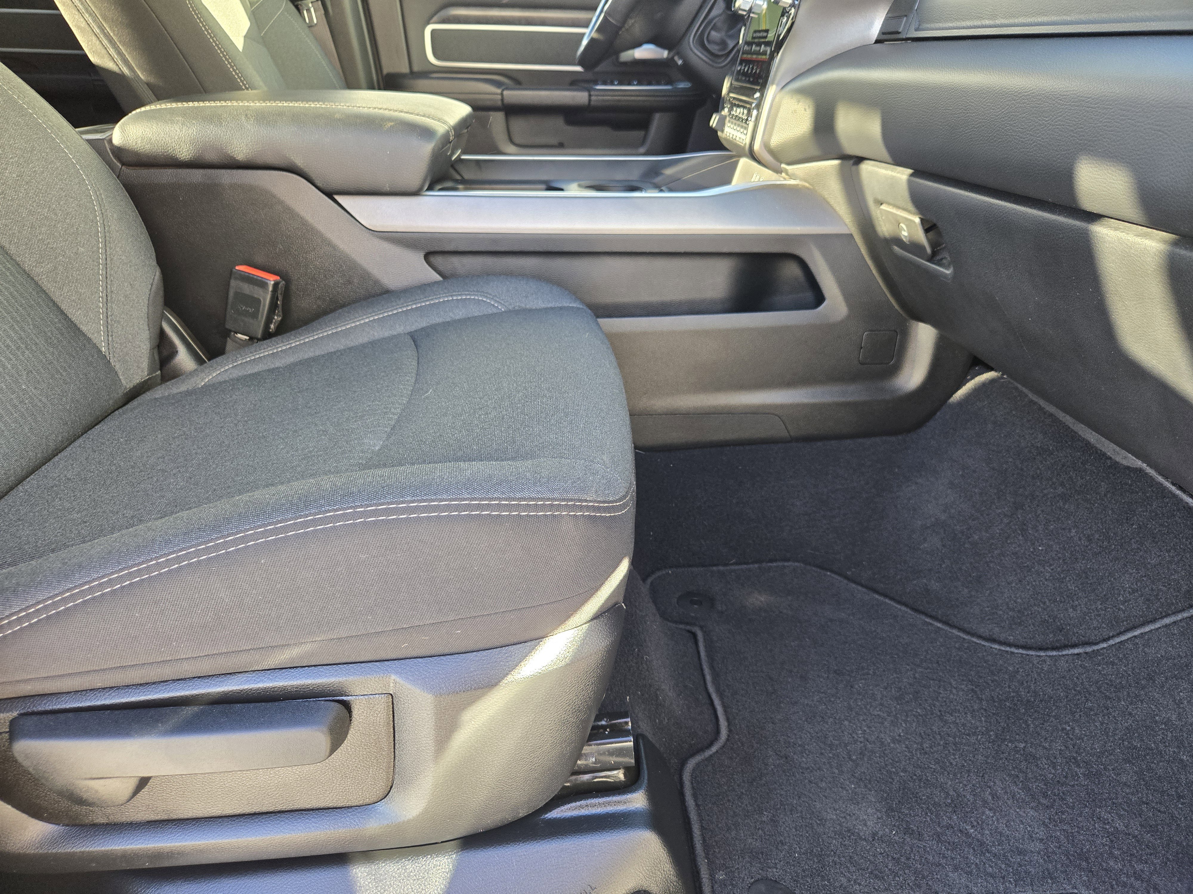 Used 2020 RAM 2500 Lone Star w/ Level 2 Equipment Group image 17