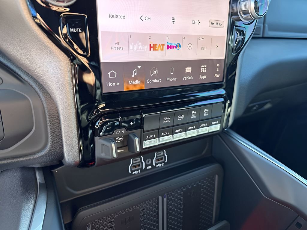 New 2026 RAM 2500 Laramie w/ Night Edition image 33