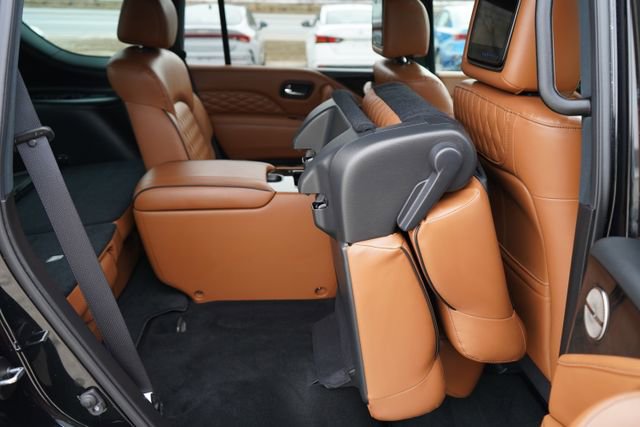 Used 2023 INFINITI QX80 Sensory w/ All-Season Package image 74
