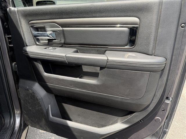 Used 2014 RAM 1500 Sport w/ Convenience Group AWD/4WD image 39