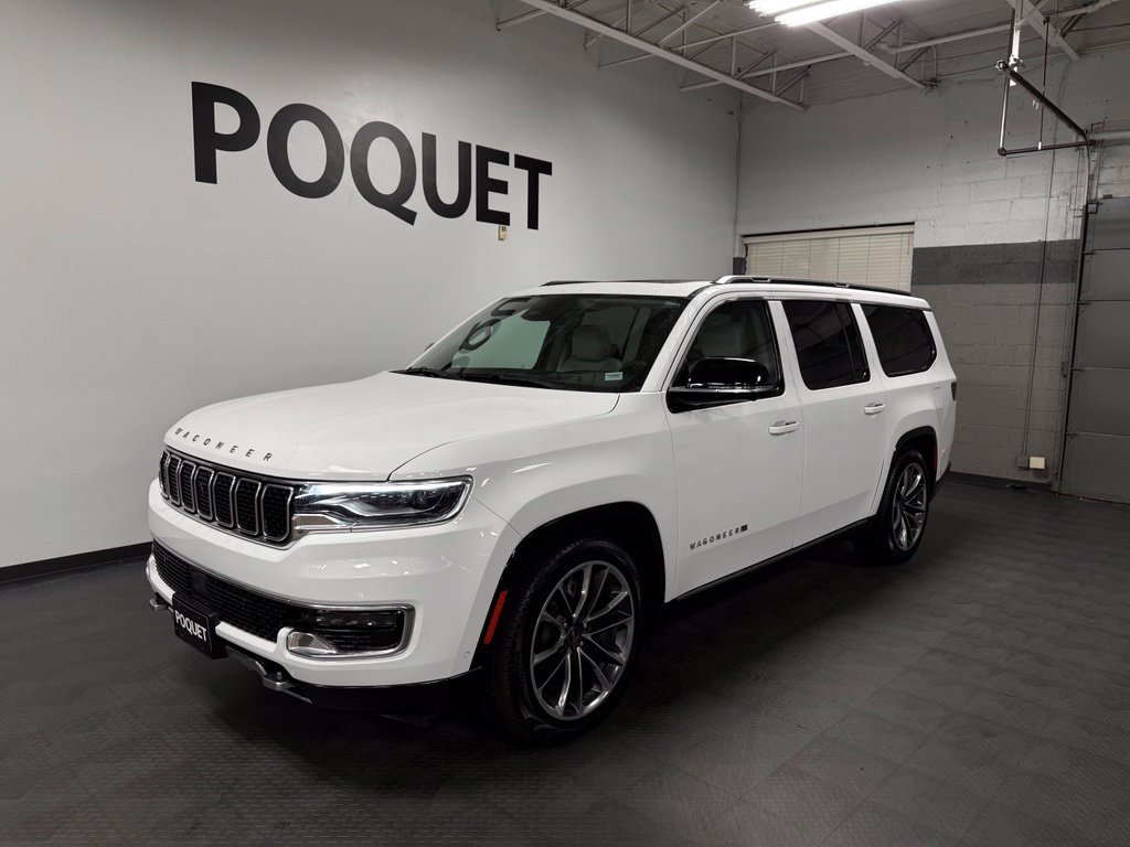 Used 2024 Jeep Wagoneer L Series III w/ Premium Group I AWD/4WD image 2