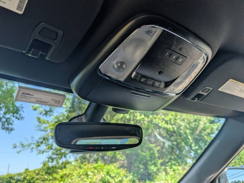 Used 2020 Jeep Grand Cherokee Altitude AWD/4WD image 16