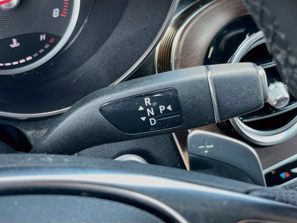 Used 2019 Mercedes-Benz GLC 300 4MATIC image 17