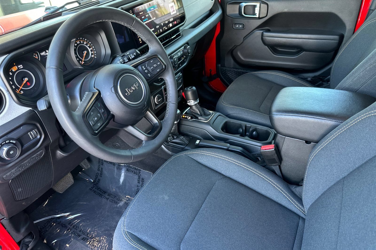 Used 2025 Jeep Wrangler Unlimited Sport AWD/4WD image 10