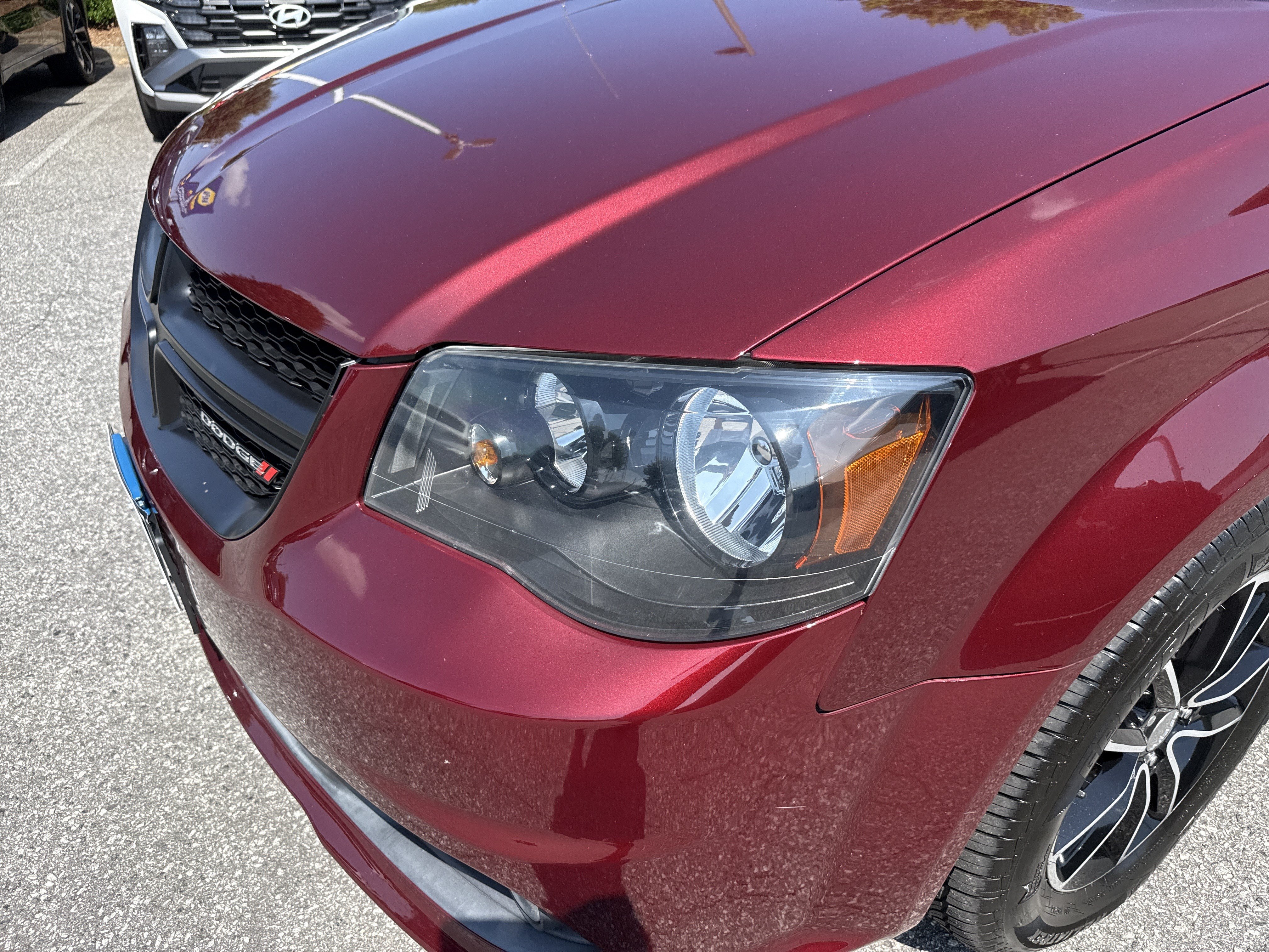 Used 2019 Dodge Grand Caravan SE FWD image 6