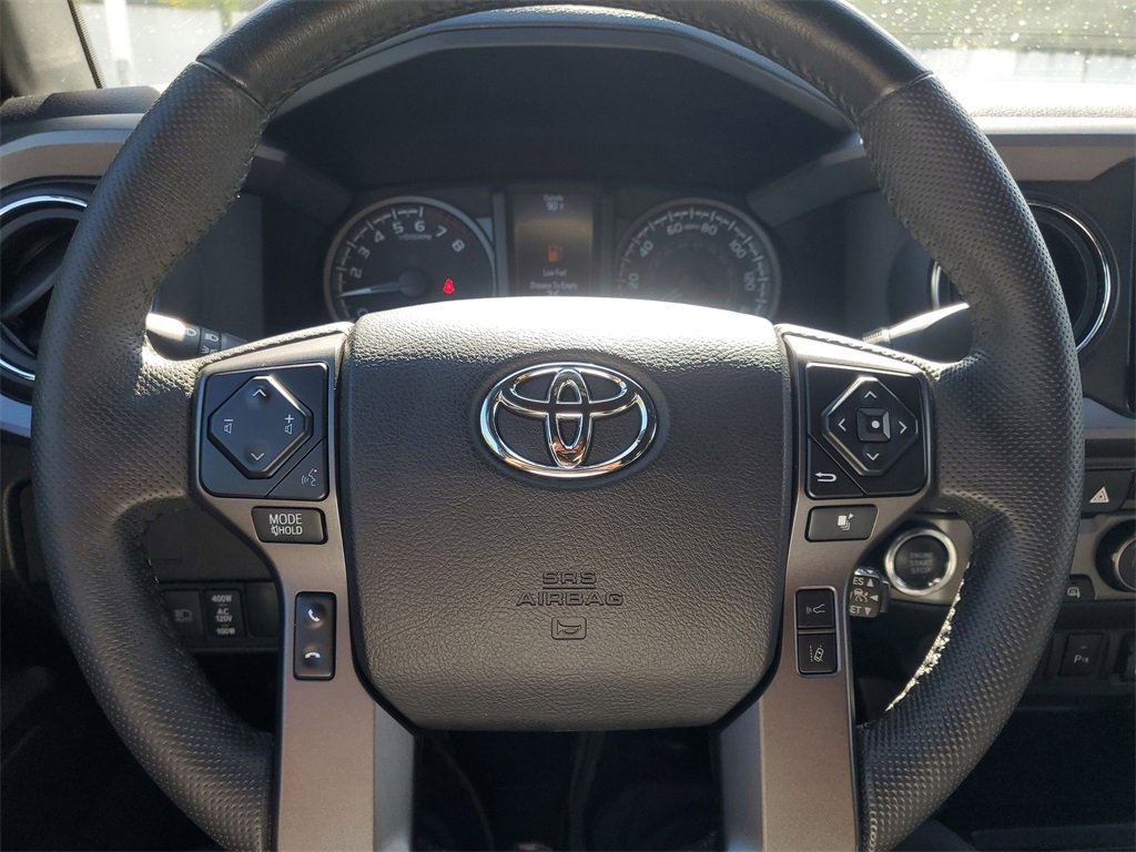 Certified 2022 Toyota Tacoma TRD Off-Road image 18